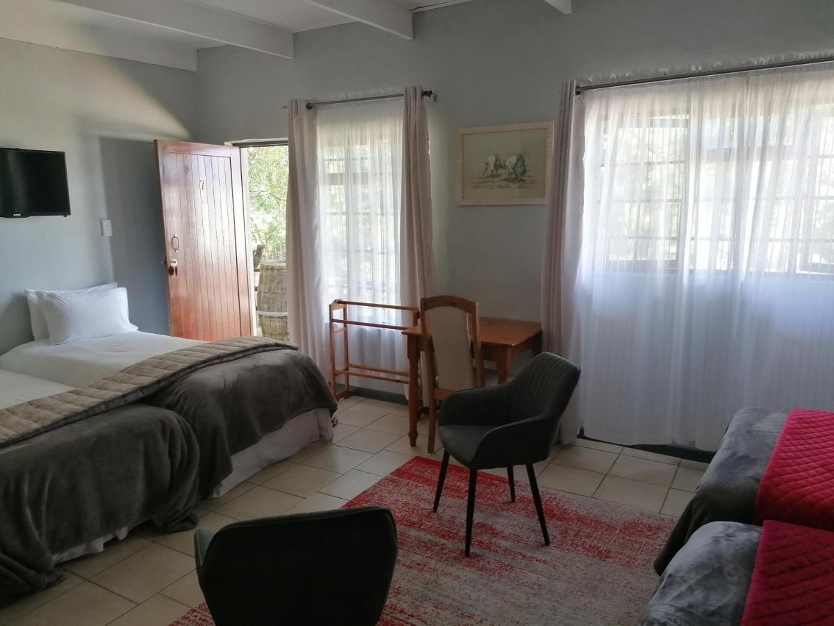 Aanhuizen Guest House Swellendam Exterior foto