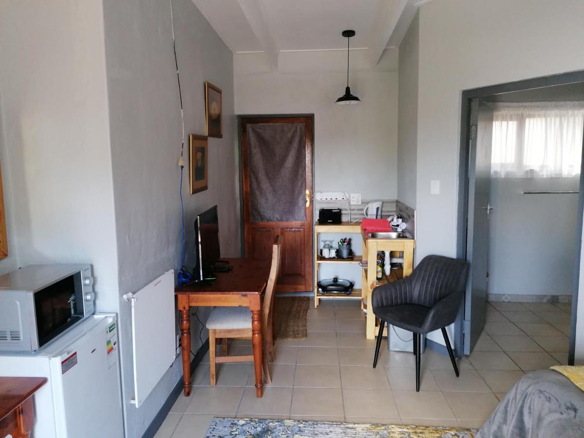 Aanhuizen Guest House Swellendam Exterior foto